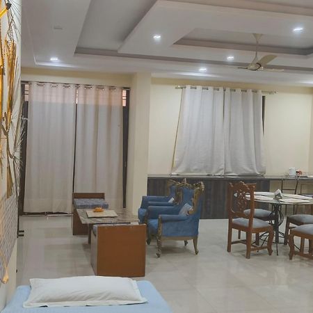 Elite Room - A Home Away 斋浦尔 外观 照片